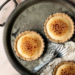 Lemon Crème Brulée Tartlet