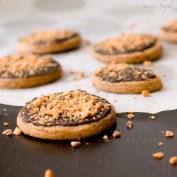 Butterfinger Shortbread Cookies