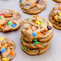 Pretzel Cookies