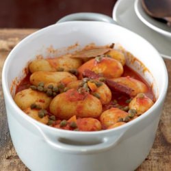Greek Potatoes Stifado