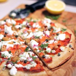 Smoked Salmon & Goat Cheese Pizza