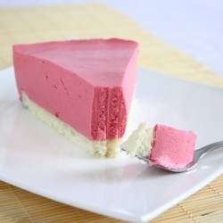 Raspberry Mousse Pie