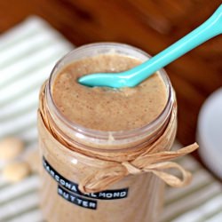Easy Homemade Almond Butter