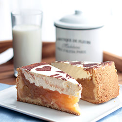 Apple & Cider Cake