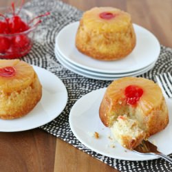 Pineapple Upside Down Cupcakes