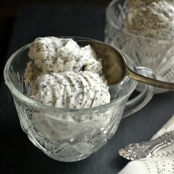 Amaretto Poppy Seed Ice Cream