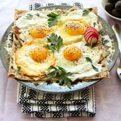 Gozlemeh – Eggs with Yogurt Sauce