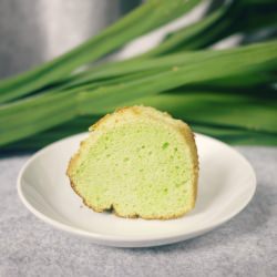 Pandan Chiffon Cake