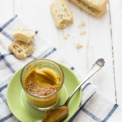 Salted Shortbread and Caramel Cream