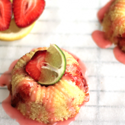Strawberry 7 Up Pound Cakelettes