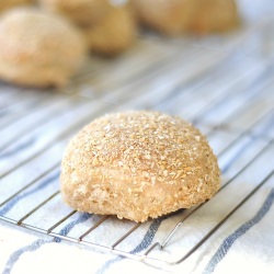 Oat Bran Bread Rolls
