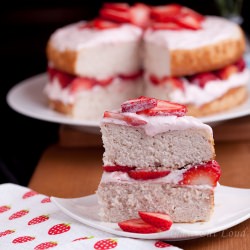 Fresh Strawberry Cake Cream Cheese