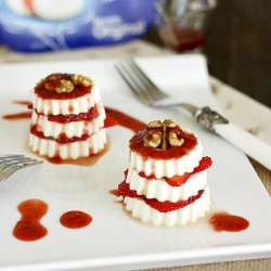 Fresh Cheese with Strawberry Sauce