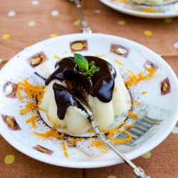 Orange Semolina Pudding with Chocolate