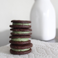 Homemade Mint Oreos