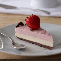 Strawberry Chocolate Ice Cream Cake