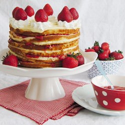 Strawberry Custard Icebox Cake