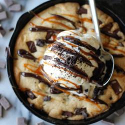 Brown Butter Cookie Skillet