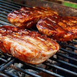Grilled Pork Loin Chops with Pepper