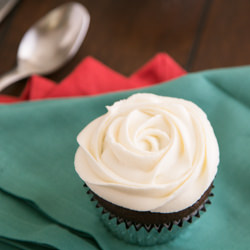 How to Make Easy Frosting Roses