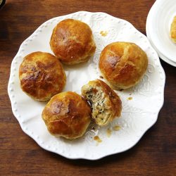 Chicken and Mushroom Puffs