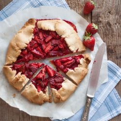 Cake with Strawberry