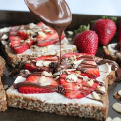 Toast w/ Honey Mascarpone & Nutella