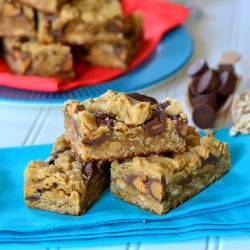 Reese’s Peanut Butter Oatmeal Bars