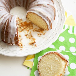 7-UP Pound Cake