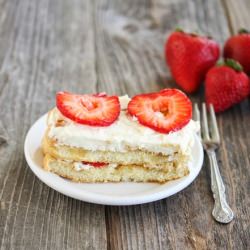 Strawberry Tiramisu