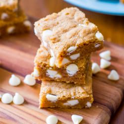 Biscoff White Chocolate Blondies