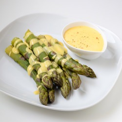 Asparagus with Hollandaise Sauce