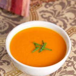 Spicy Tomato & Sweet Potato Soup