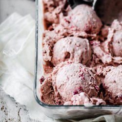 Roasted Strawberry Ice Cream