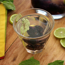 Water with Blackberries and Lime