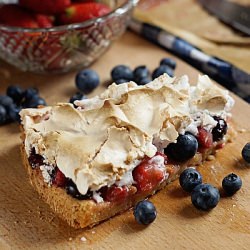 Shortcake with Fruit and Meringue