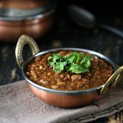 Black Eyed Pea Lentil Sriracha Stew