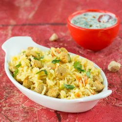 Tomato Soya Chunks Pulao