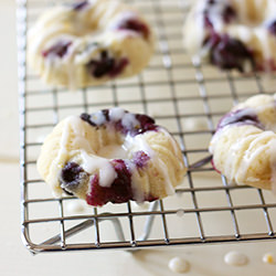 Mini Blueberry-Lemon Bundt Cakes
