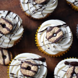 Fudge Stripe Cookie Cupcakes
