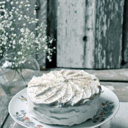 Banana And Almond Cake