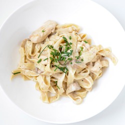 Pasta with Chicken Mushrooms & Wine