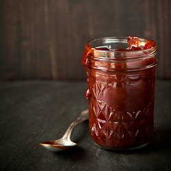Sweet and Spicy Chipotle BBQ Sauce
