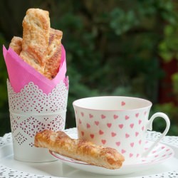 Croissant-like Chocolate Sticks