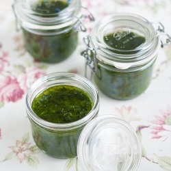 Wild Garlic in Olive Oil