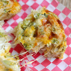 3-Cheese Broccoli Pull-Apart Buns
