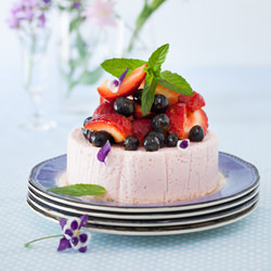 Yogurt Strawberry Cake