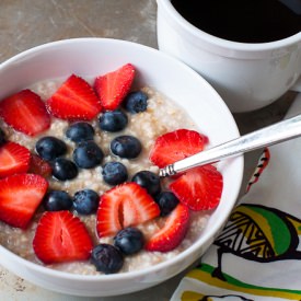 Easy Overnight Steel Cut Oats