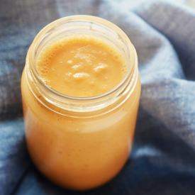 Apple Carrot and Peach Smoothie