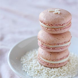 Strawberries & Cream Macarons